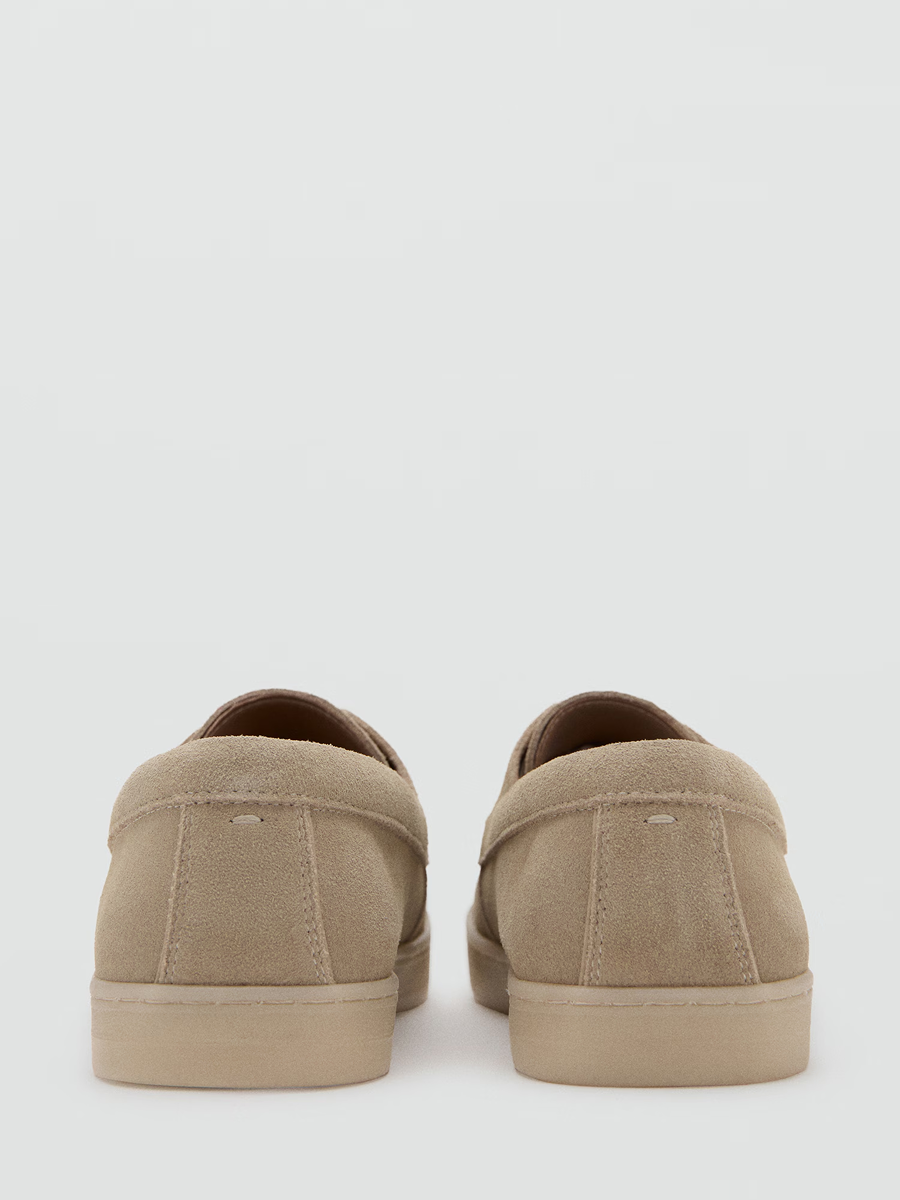 Minimal Sneakers
